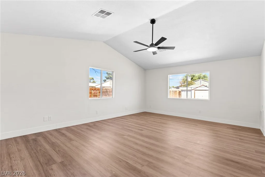1921 Manhattan, Las Vegas, NV 89106