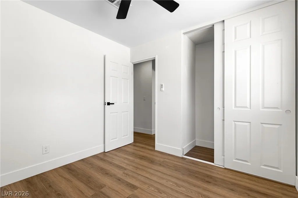 1921 Manhattan, Las Vegas, NV 89106