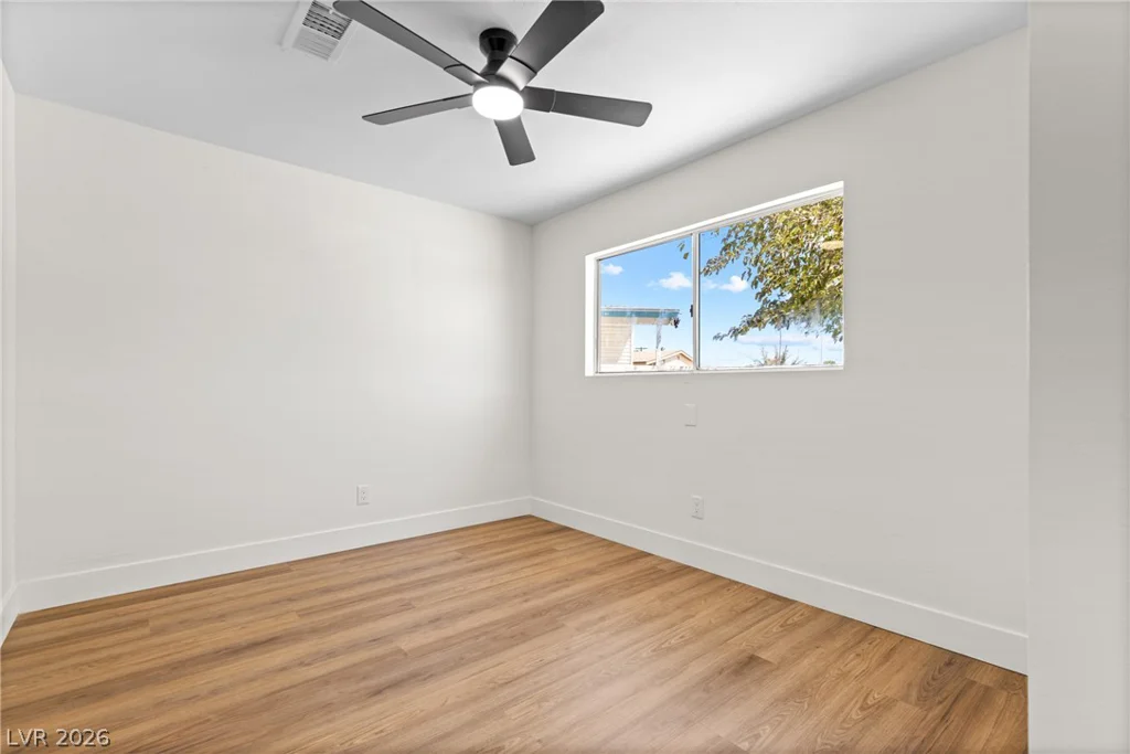 1921 Manhattan, Las Vegas, NV 89106