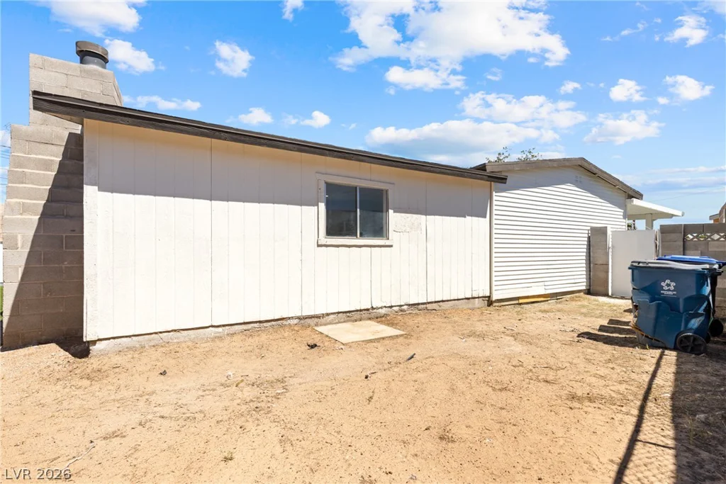 1921 Manhattan, Las Vegas, NV 89106