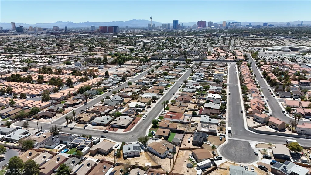1921 Manhattan, Las Vegas, NV 89106