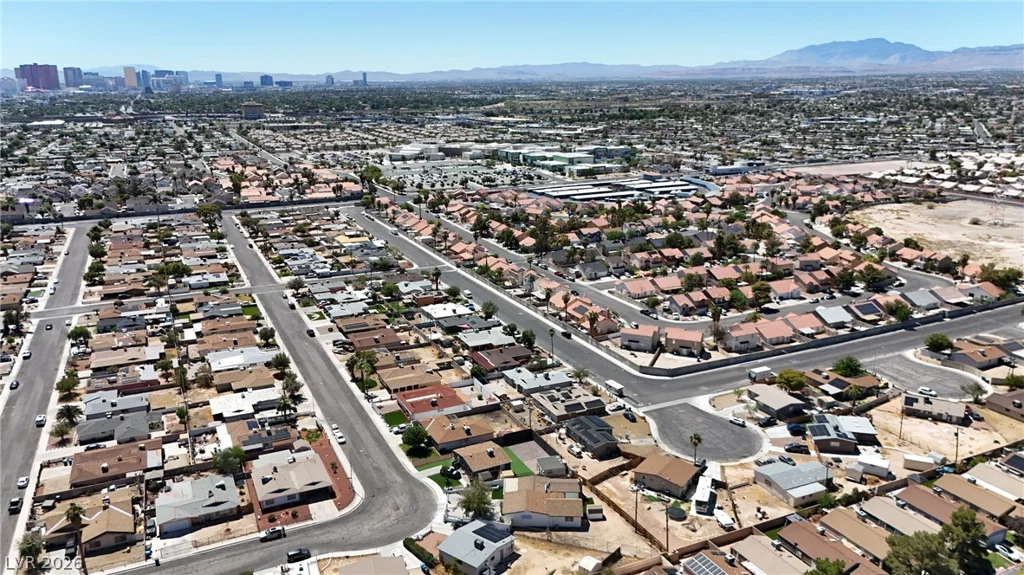 1921 Manhattan, Las Vegas, NV 89106