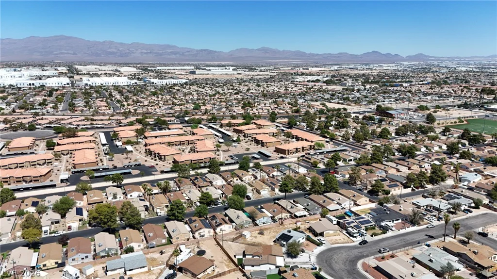 1921 Manhattan, Las Vegas, NV 89106