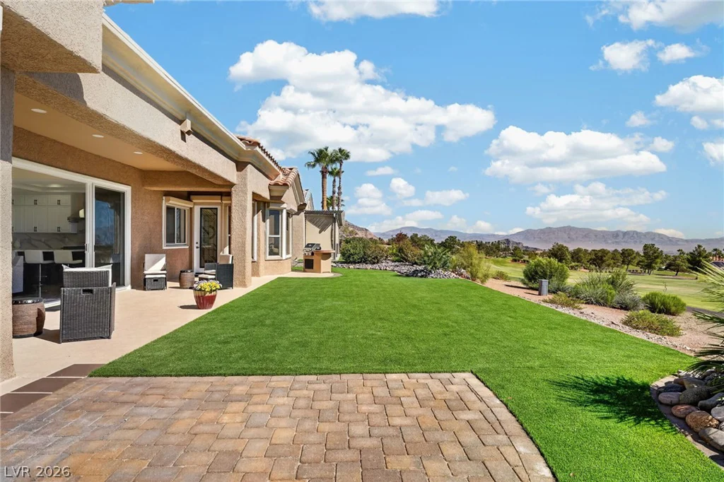2108 Hot Oak Ridge, Las Vegas, NV 89134