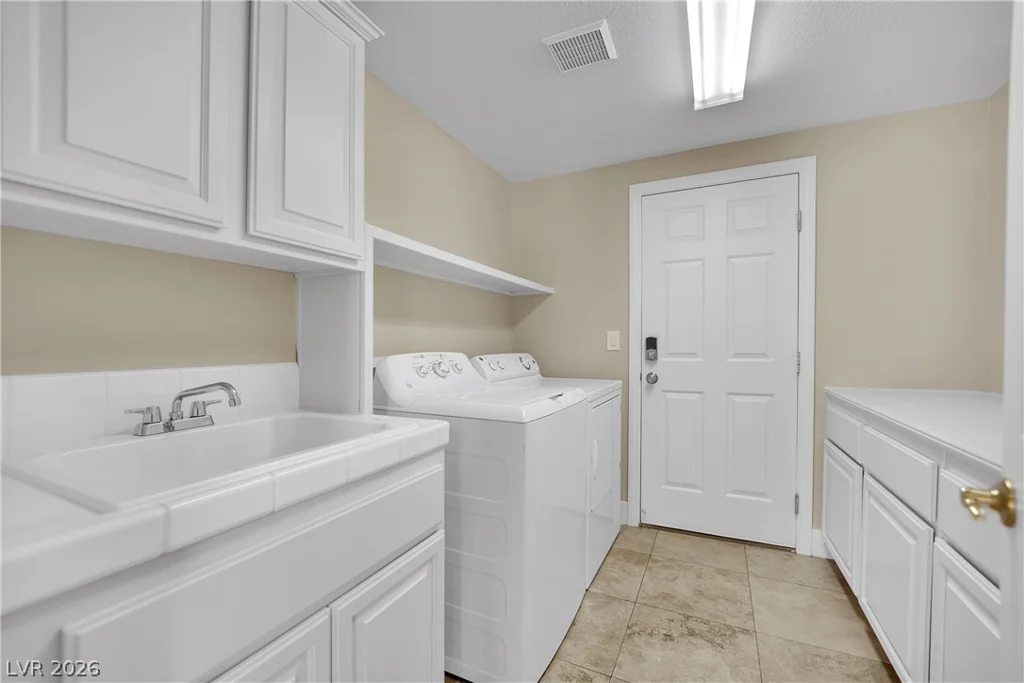 11155 Grants Landing, Las Vegas, NV 89141