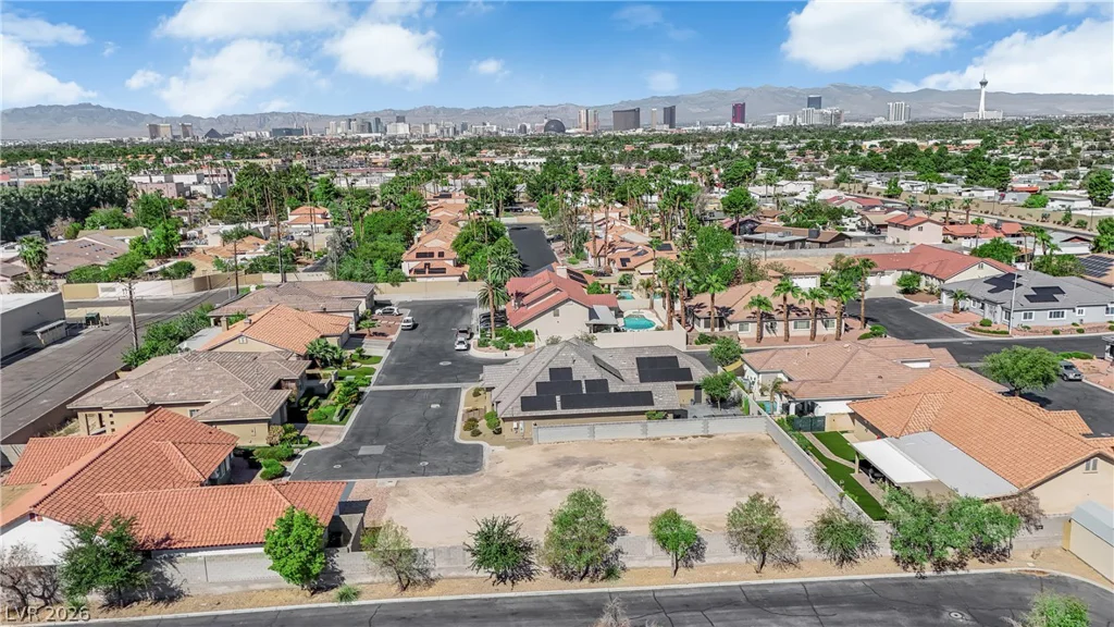 3742 Canary Palm, Las Vegas, NV 89121