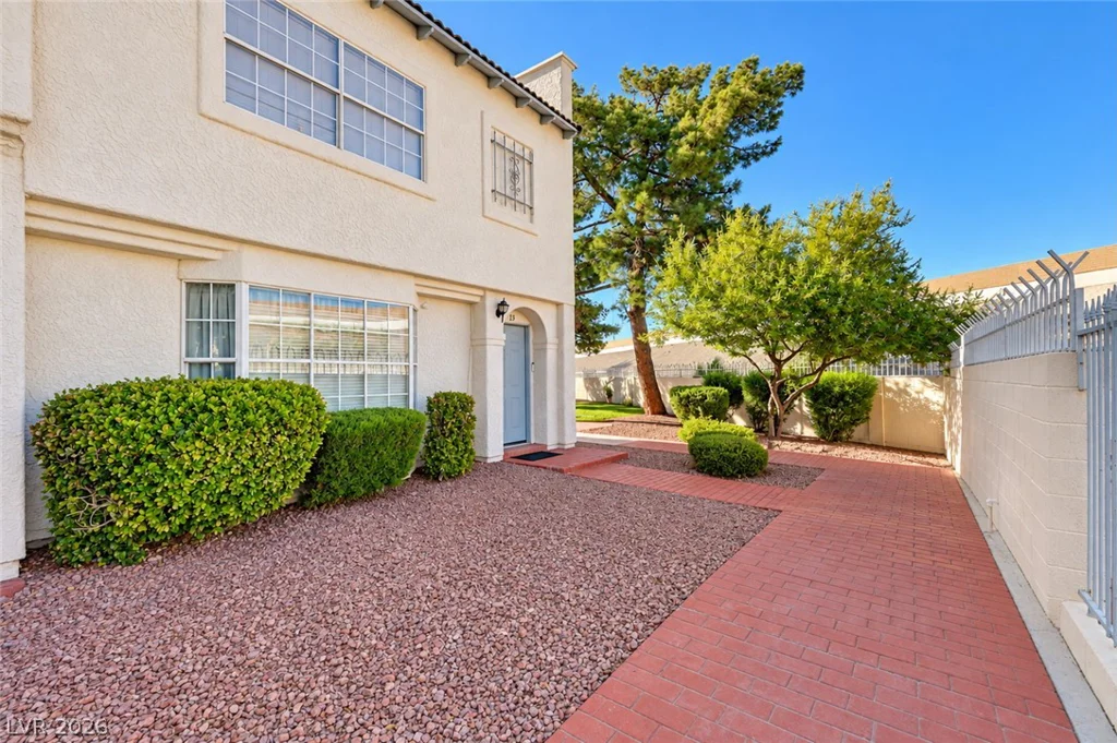5383 Mountain Vista, Las Vegas, NV 89120