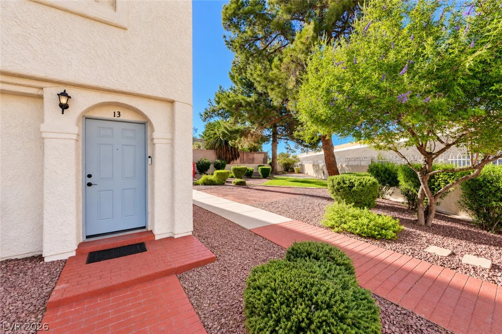 5383 Mountain Vista, Las Vegas, NV 89120