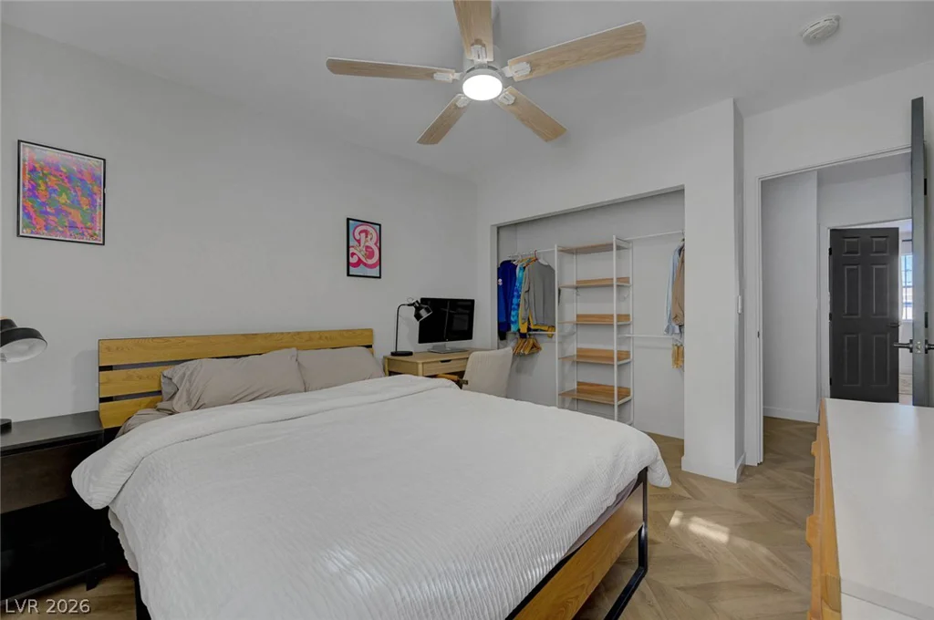 5383 Mountain Vista, Las Vegas, NV 89120