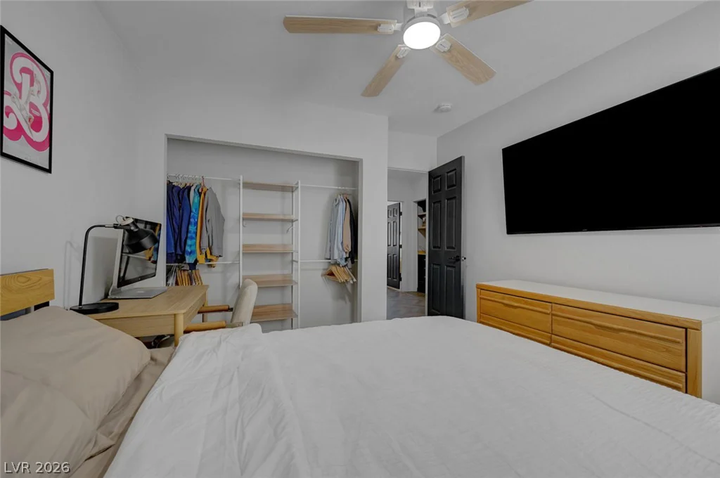 5383 Mountain Vista, Las Vegas, NV 89120