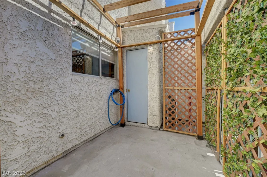 5383 Mountain Vista, Las Vegas, NV 89120