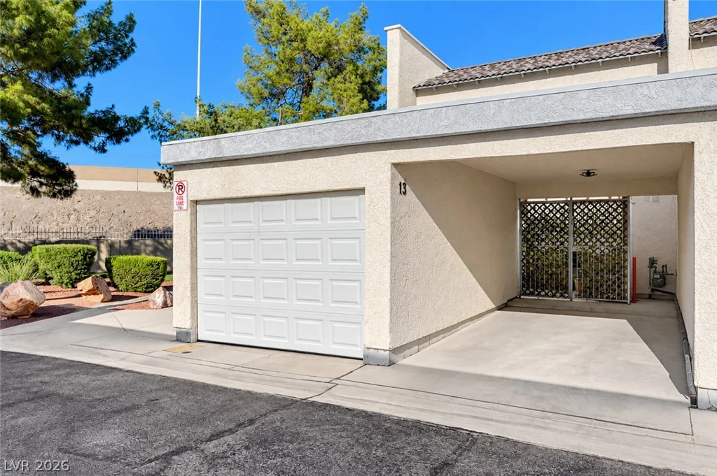 5383 Mountain Vista, Las Vegas, NV 89120