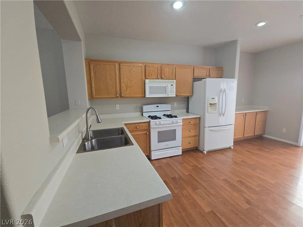 878 Blue Rosalie, Las Vegas, NV 89052