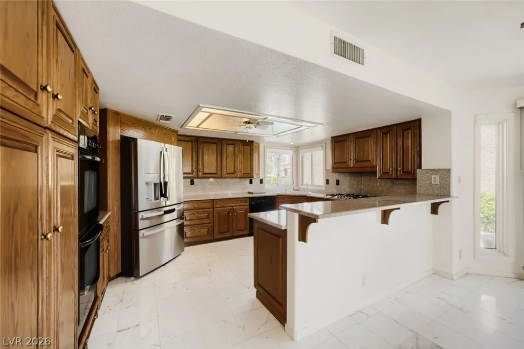 7761 Spanish Lake, Las Vegas, NV 89113