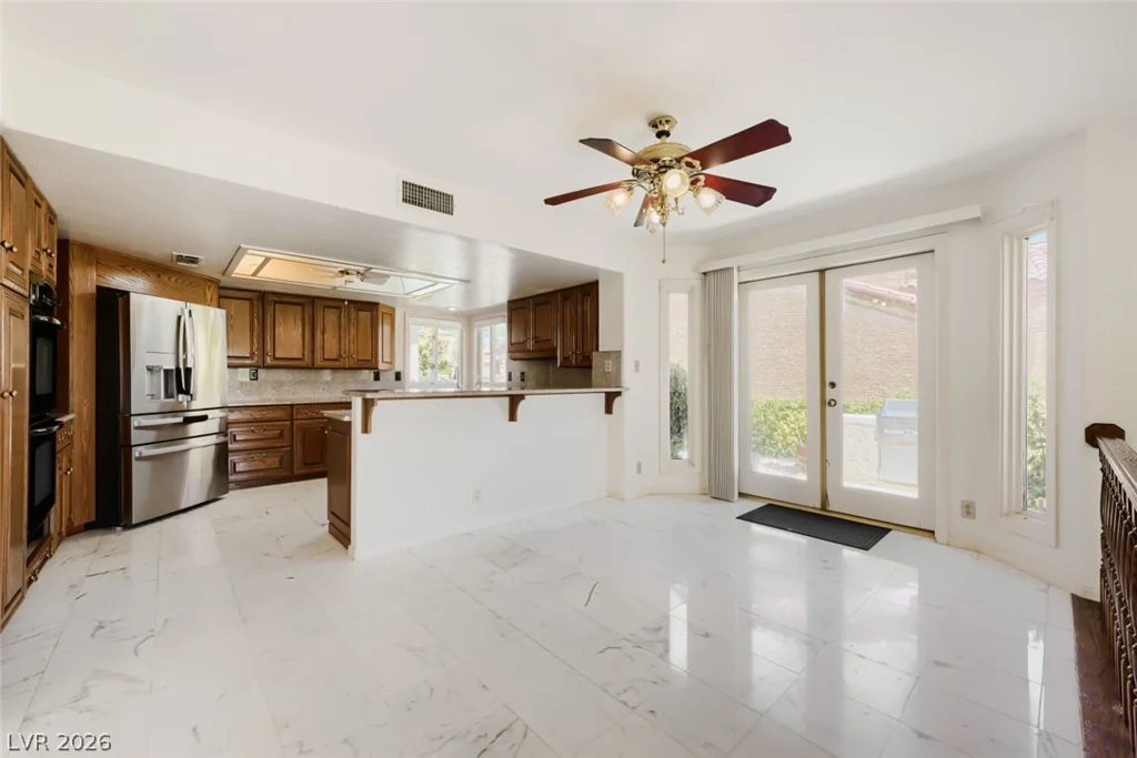 7761 Spanish Lake, Las Vegas, NV 89113