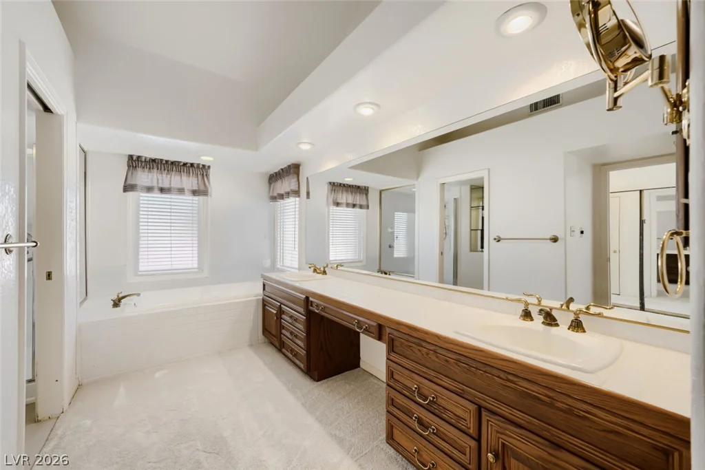 7761 Spanish Lake, Las Vegas, NV 89113