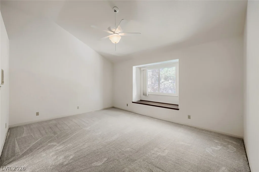 7761 Spanish Lake, Las Vegas, NV 89113