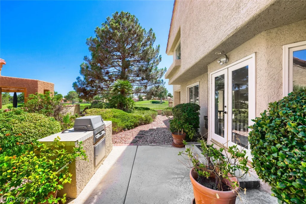 7761 Spanish Lake, Las Vegas, NV 89113