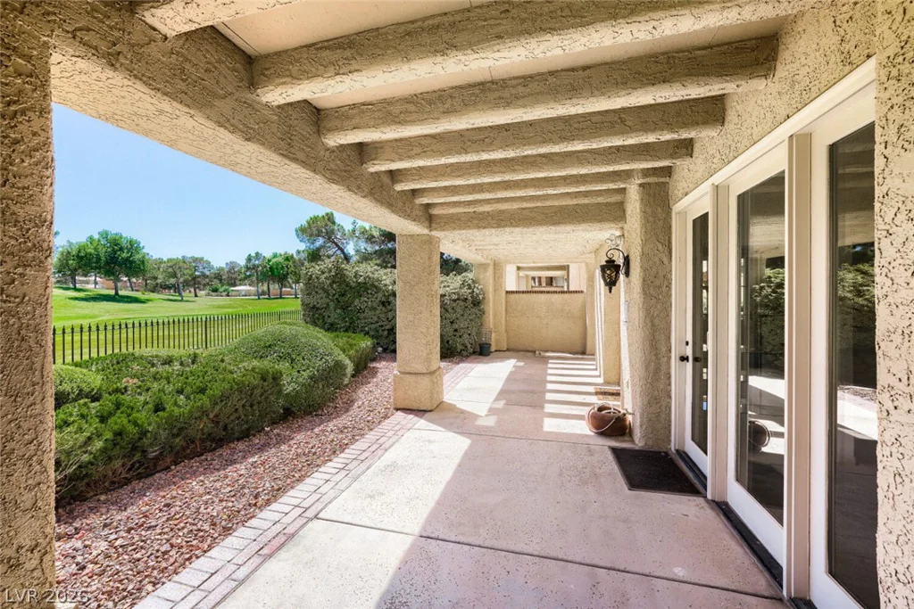 7761 Spanish Lake, Las Vegas, NV 89113