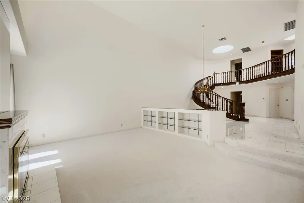 7761 Spanish Lake, Las Vegas, NV 89113