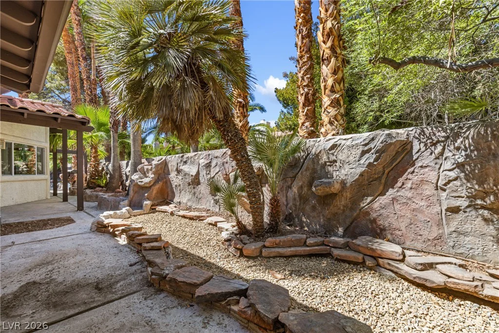 3325 Calle De Corrida, Las Vegas, NV 89102