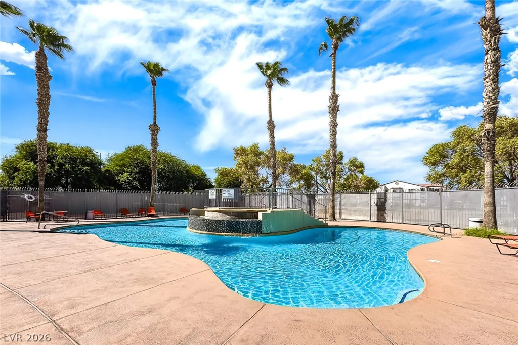 3318 Decatur, Las Vegas, NV 89130