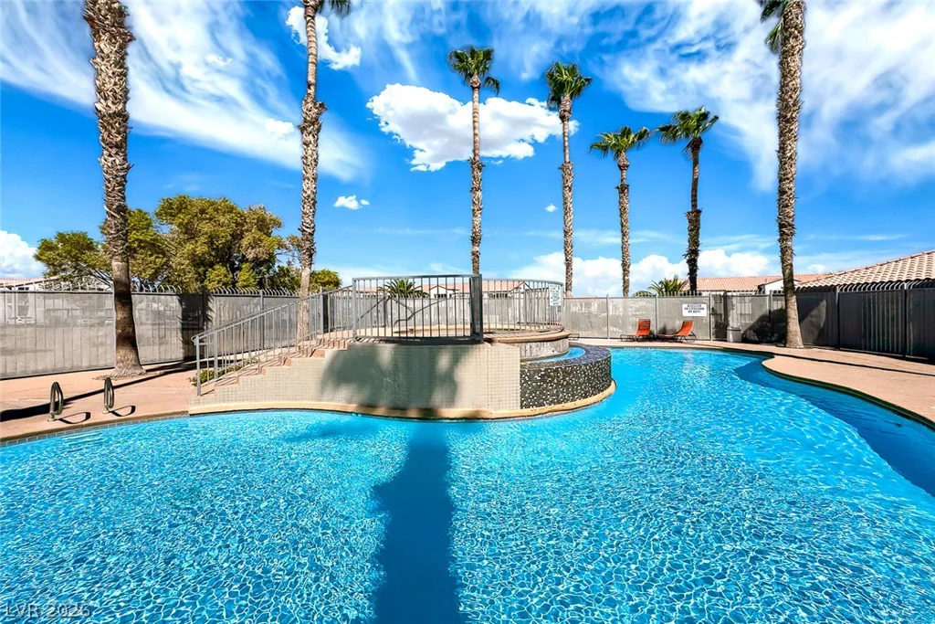 3318 Decatur, Las Vegas, NV 89130