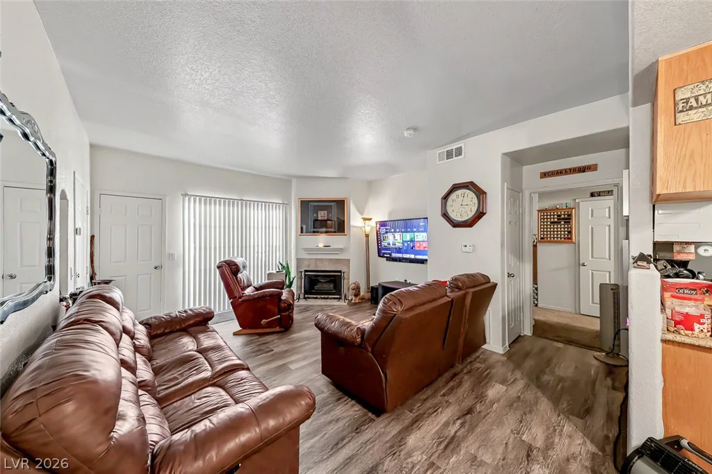 3318 Decatur, Las Vegas, NV 89130