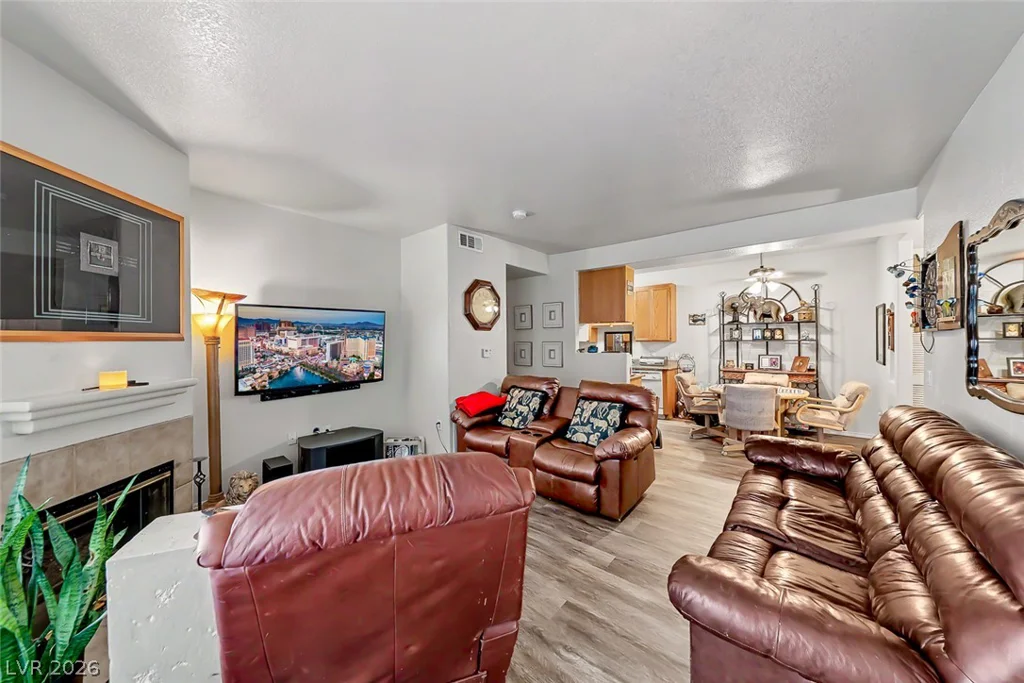 3318 Decatur, Las Vegas, NV 89130