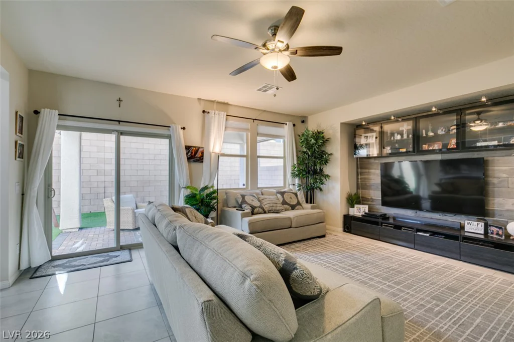 153 Tree Shot, Las Vegas, NV 89148