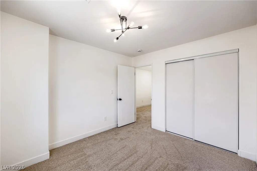 5927 Smokey Quartz, Las Vegas, NV 89011
