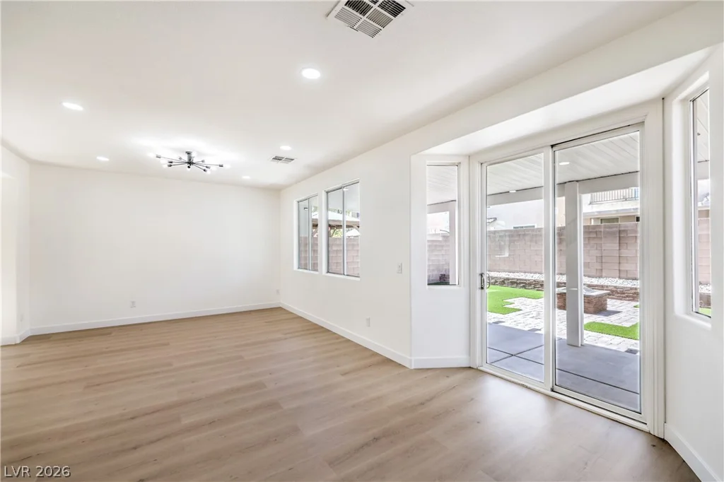 5927 Smokey Quartz, Las Vegas, NV 89011