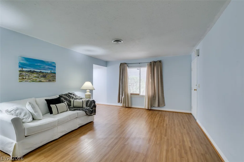 3422 Pecos, Las Vegas, NV 89121