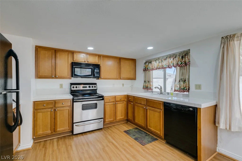 3422 Pecos, Las Vegas, NV 89121
