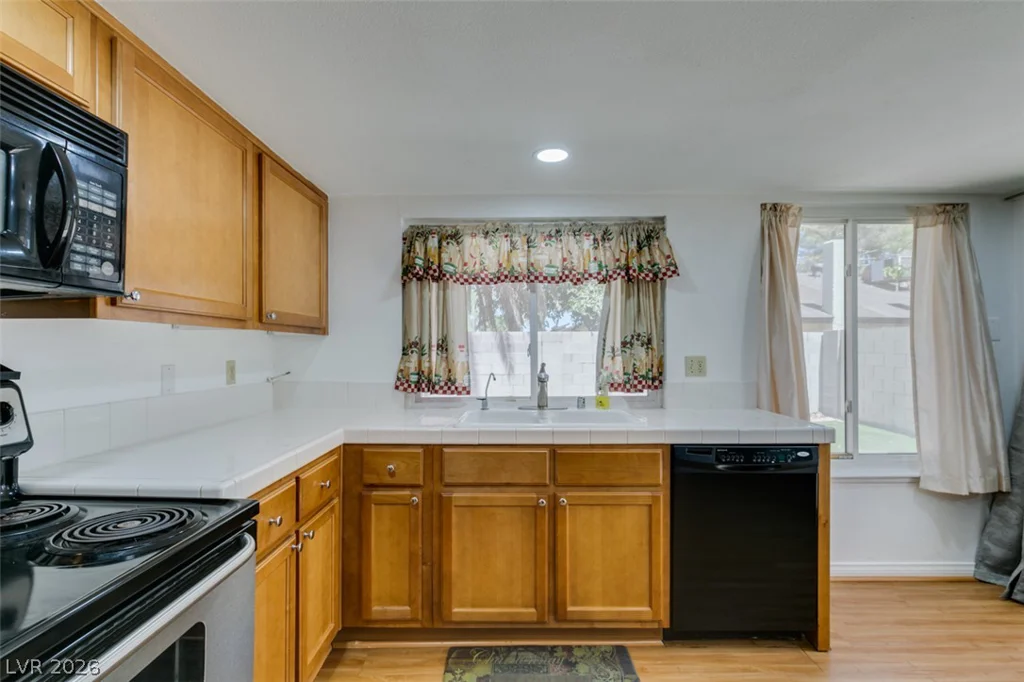 3422 Pecos, Las Vegas, NV 89121