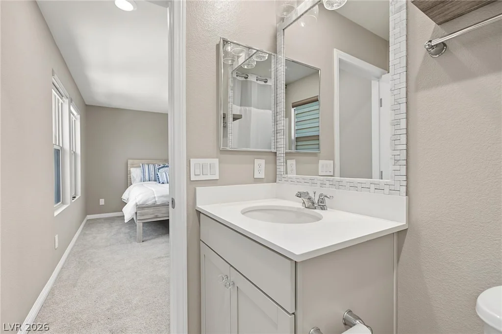932 Glenhaven, Las Vegas, NV 89138