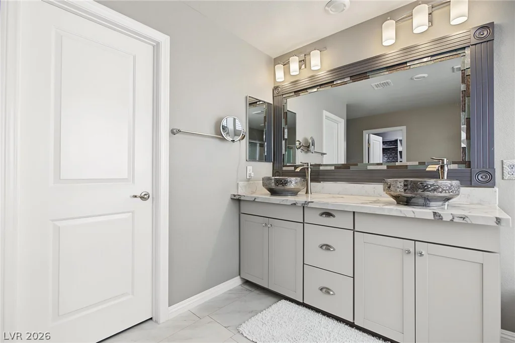 932 Glenhaven, Las Vegas, NV 89138