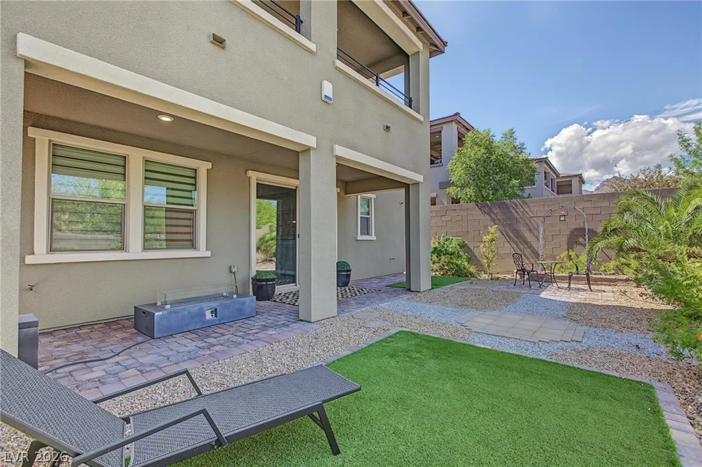 932 Glenhaven, Las Vegas, NV 89138