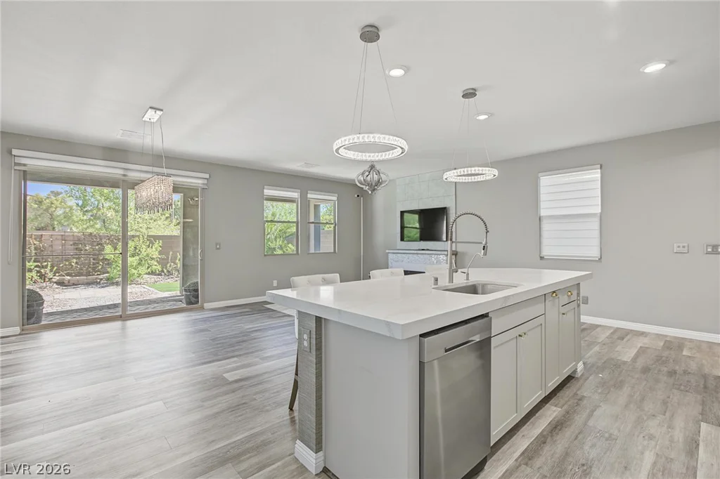 932 Glenhaven, Las Vegas, NV 89138