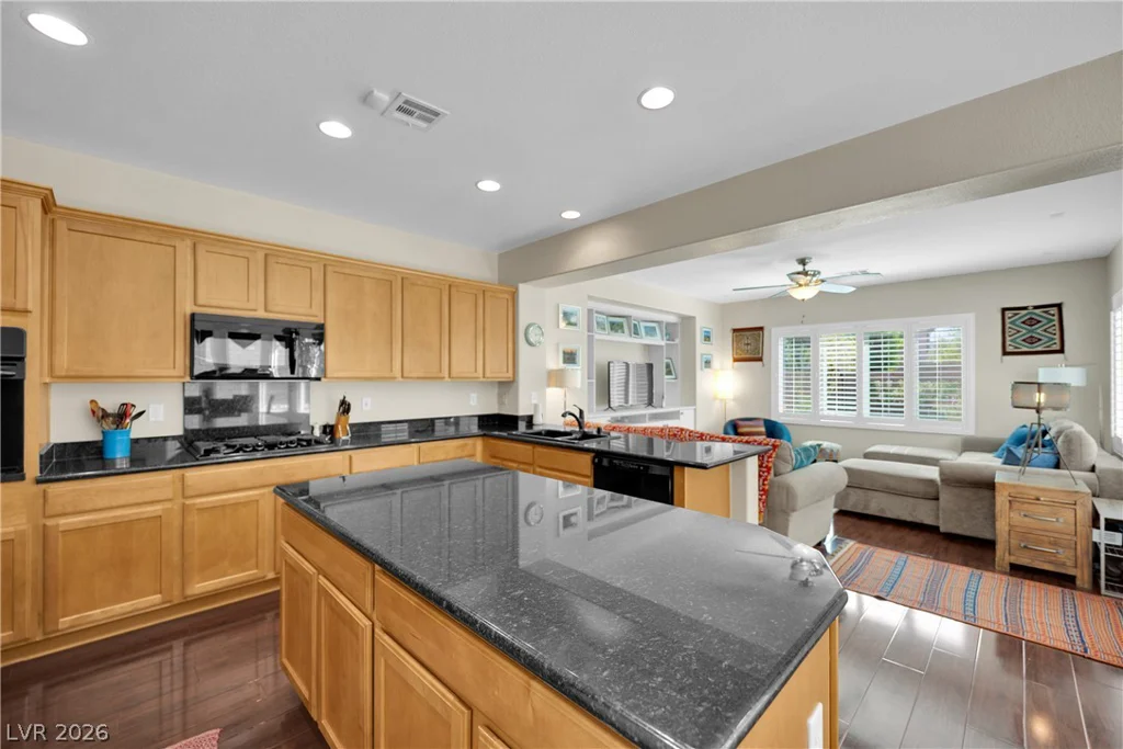 823 Paseo Cerro, Las Vegas, NV 89138