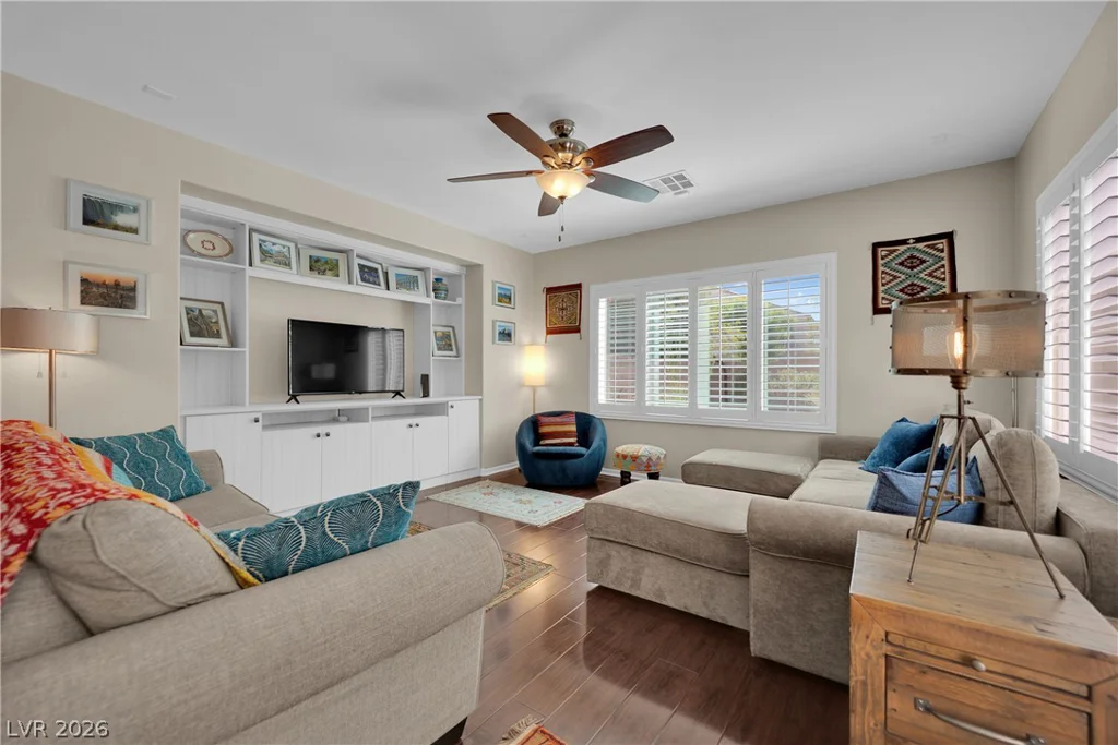 823 Paseo Cerro, Las Vegas, NV 89138