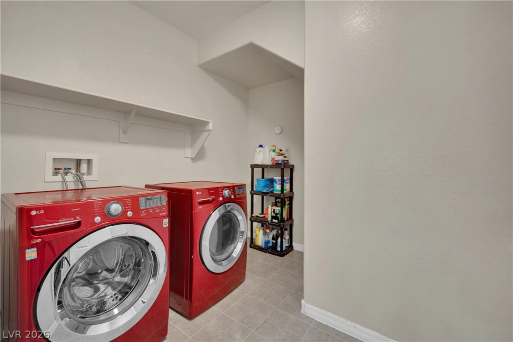 823 Paseo Cerro, Las Vegas, NV 89138
