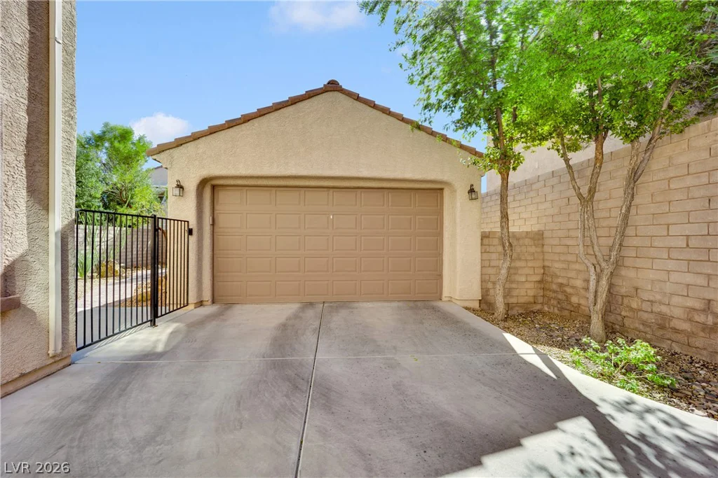 823 Paseo Cerro, Las Vegas, NV 89138