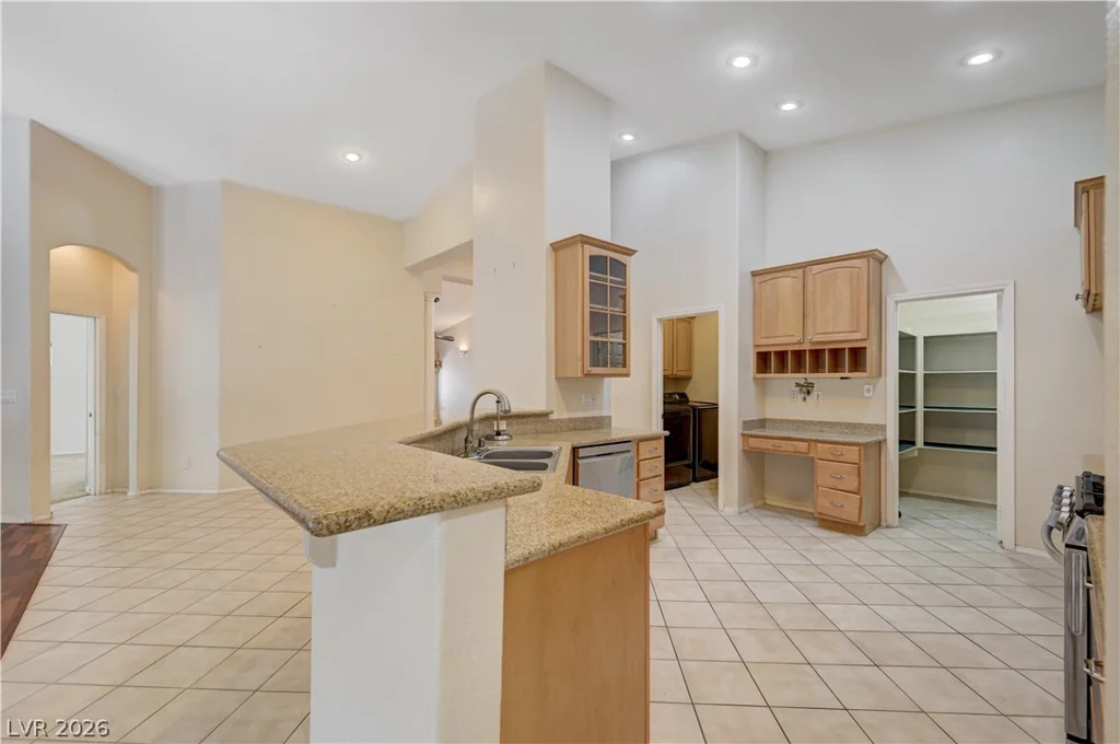 5551 Tahoe Meadows, Las Vegas, NV 89120