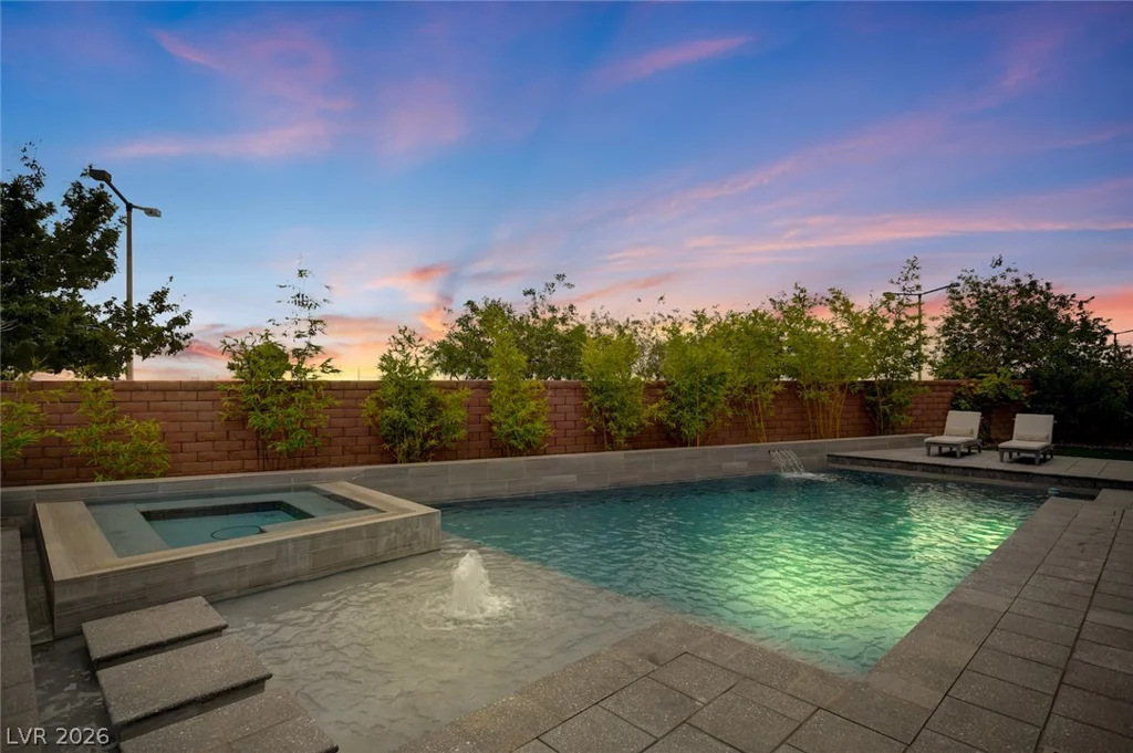 1 Moonfire, Las Vegas, NV 89135