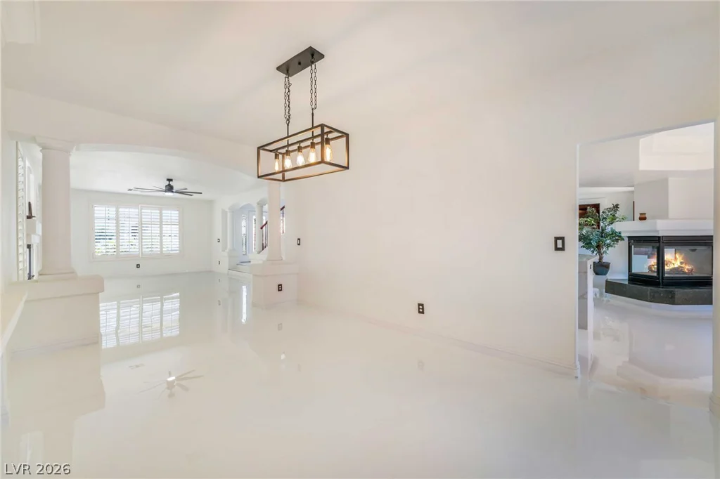 7526 Gossamer Wind, Las Vegas, NV 89139