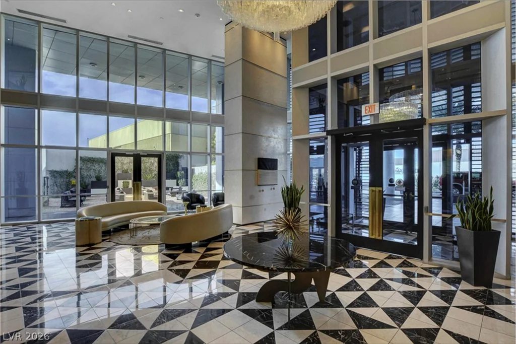 4471 Dean Martin, Las Vegas, NV 89103