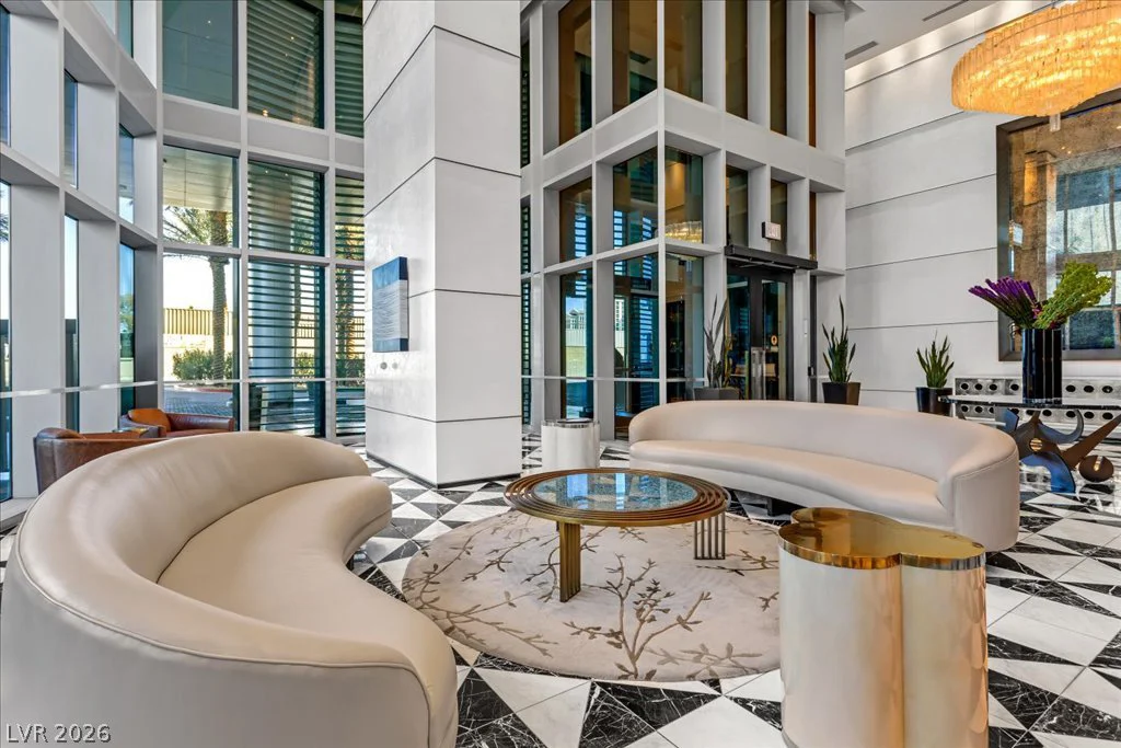 4471 Dean Martin, Las Vegas, NV 89103
