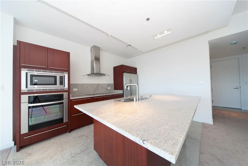 4471 Dean Martin, Las Vegas, NV 89103
