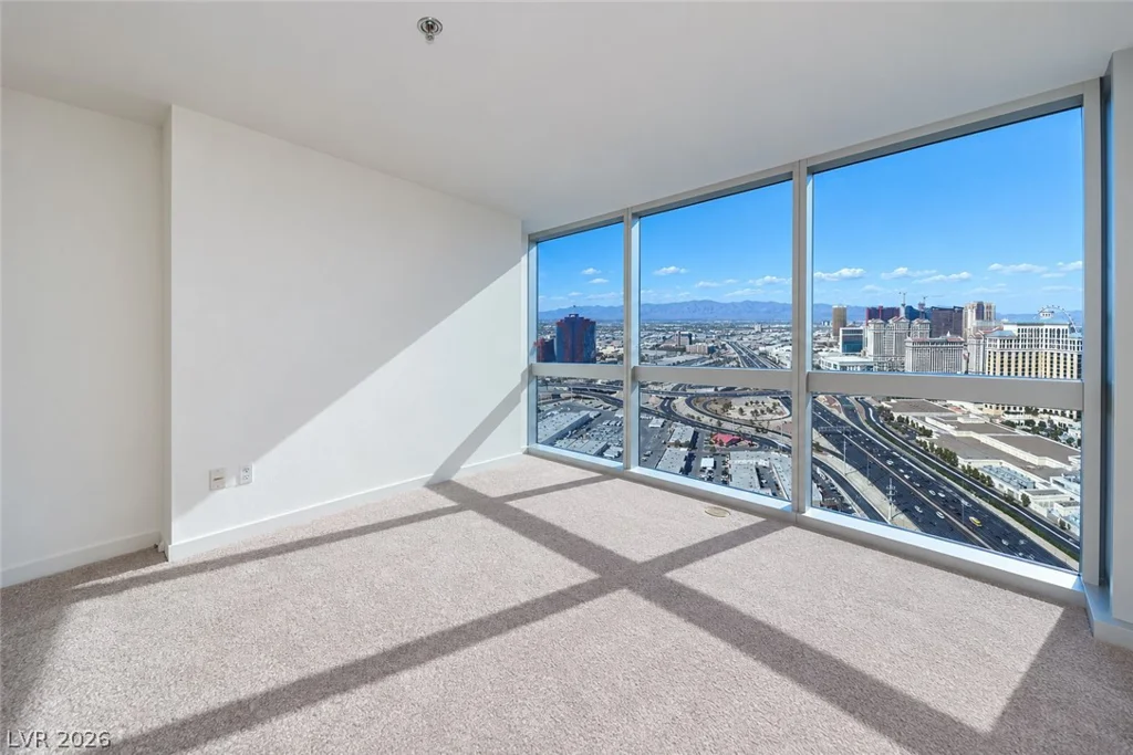4471 Dean Martin, Las Vegas, NV 89103